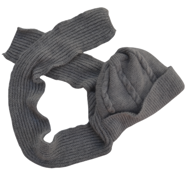 Beanie & Scarf™ - Grey